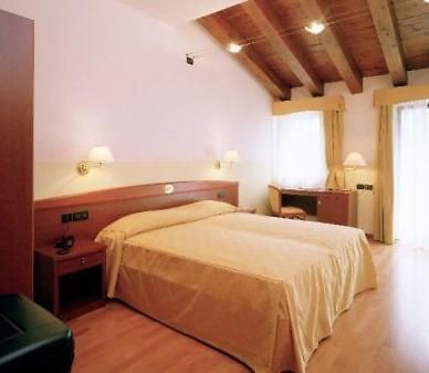 San Giorgio di Perlena Hotel Ristorante Pedrocchi חדר תמונה